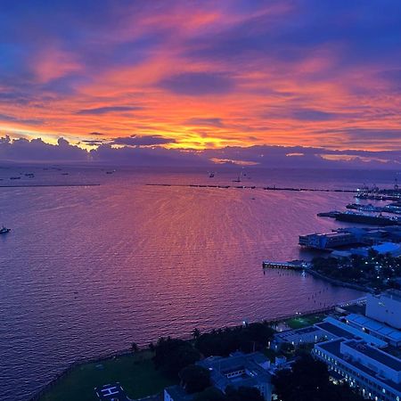 Sunset House Roxas Bay Daire Manila Dış mekan fotoğraf