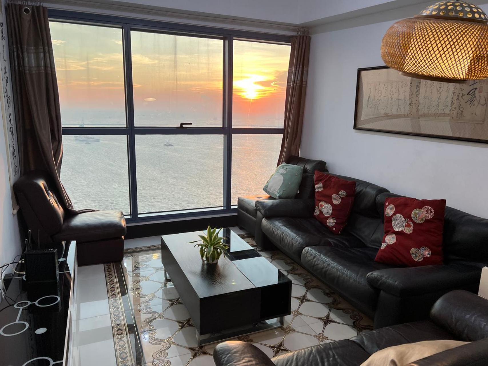 Sunset House Roxas Bay Daire Manila Dış mekan fotoğraf