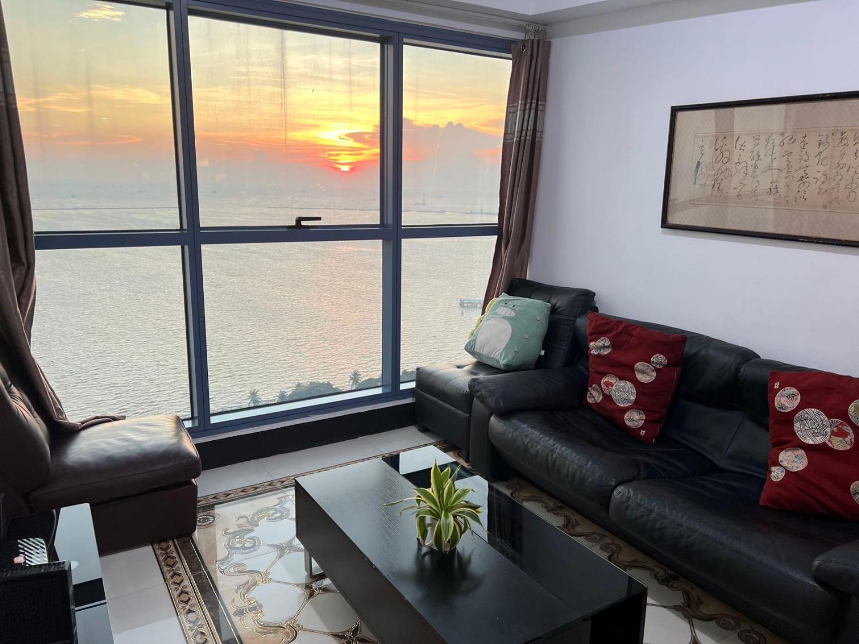 Sunset House Roxas Bay Daire Manila Dış mekan fotoğraf
