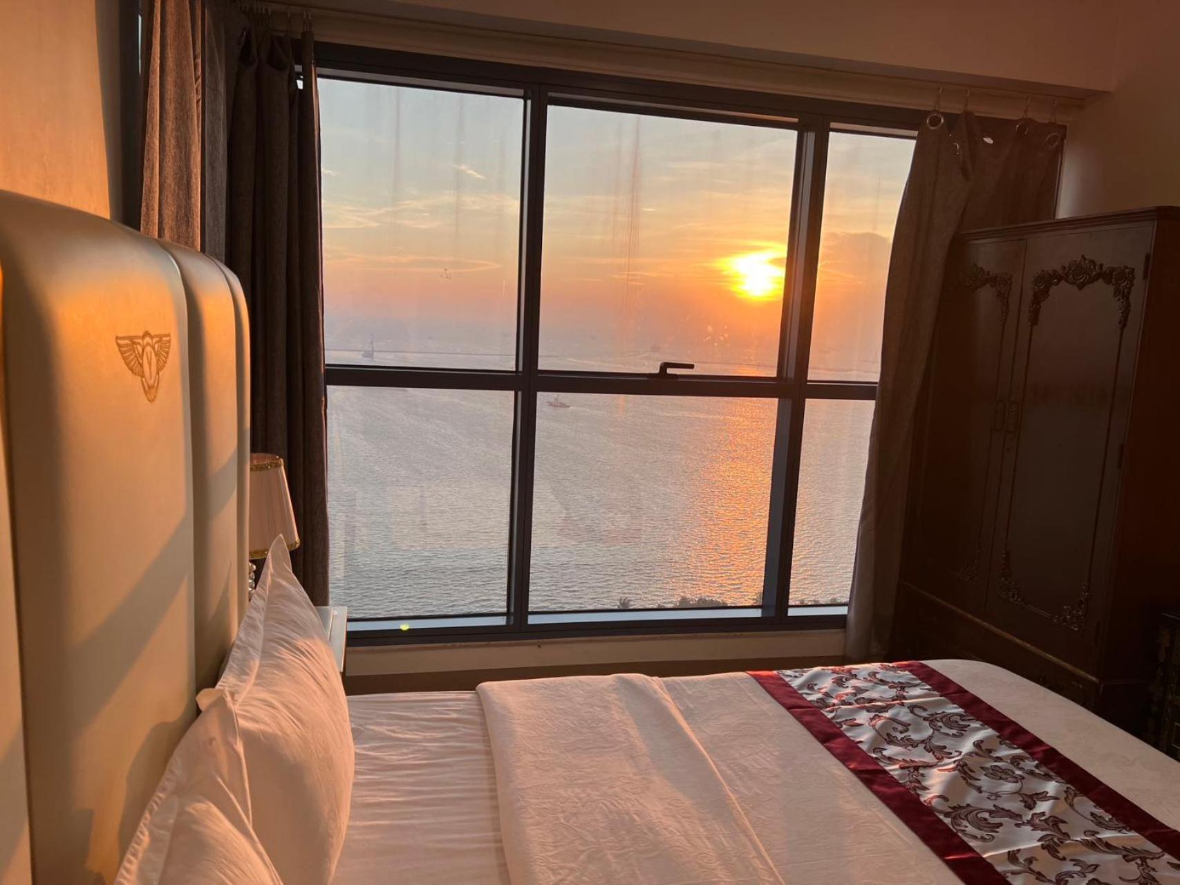 Sunset House Roxas Bay Daire Manila Dış mekan fotoğraf